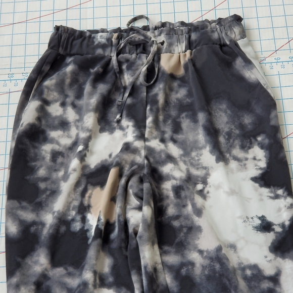 One By Chapter One Joggers Pants Women's Size Medium 28-36x26 Tie Dye Workout - Picture 2 of 9